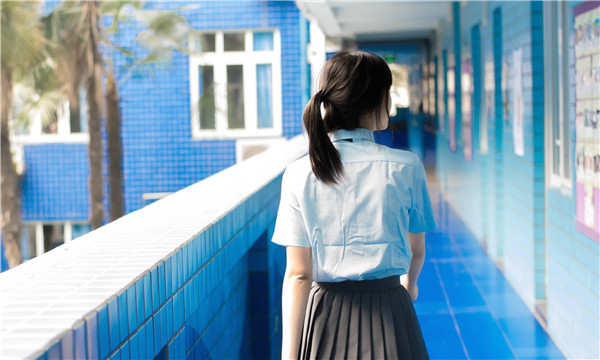 巴东如何找到一个可以帮助我生孩子的女人？